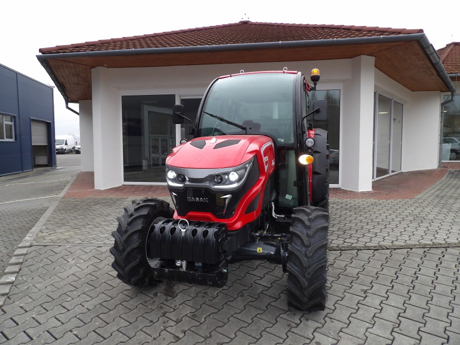 BASAK 5075 s kabinou BASAK 5075 s kabinou