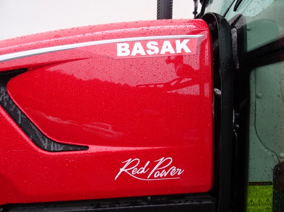Traktor BASAK 5115 6