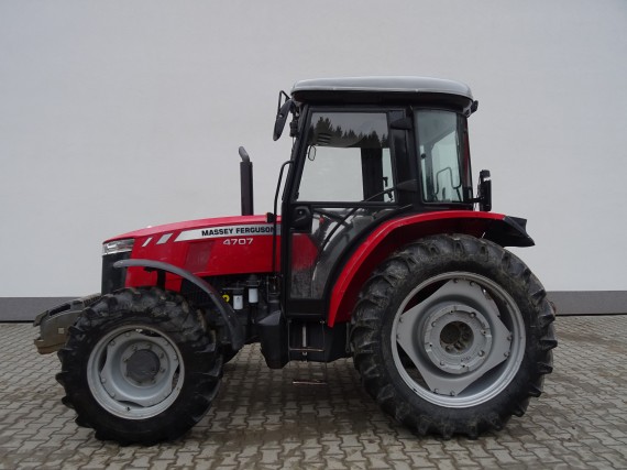 Massey Ferguson 4707 (foto 1)