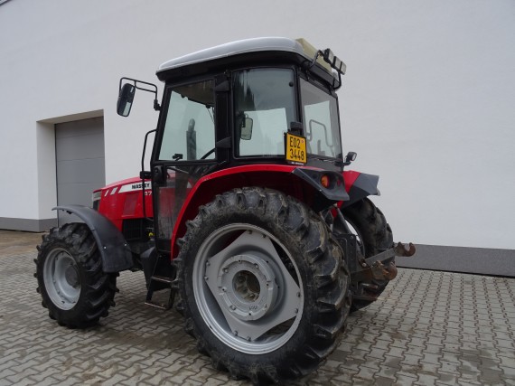 Massey Ferguson 4707 (foto 2)