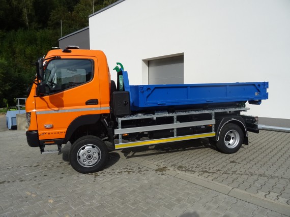 FUSO CANTER 6C18 4X4 s hákovým nosičem kontejnerů (foto 6)
