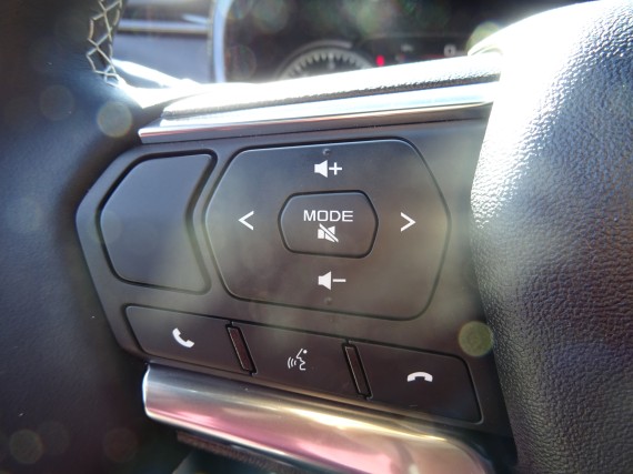 Isuzu D-Max VCROSS Double Cab 4x4 A/T (foto 13)