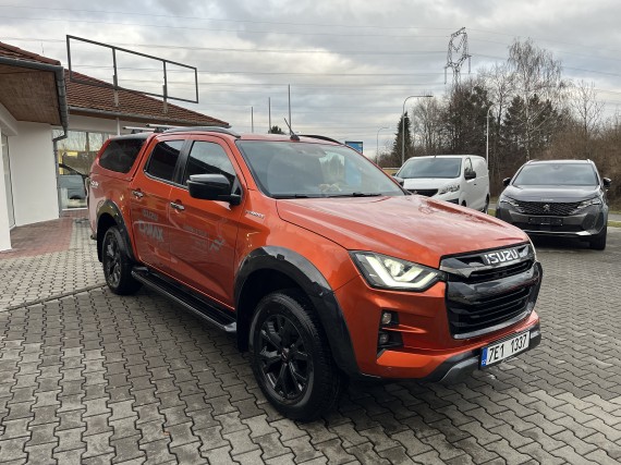Isuzu D-Max VCROSS Double Cab 4x4 A/T (foto 1)