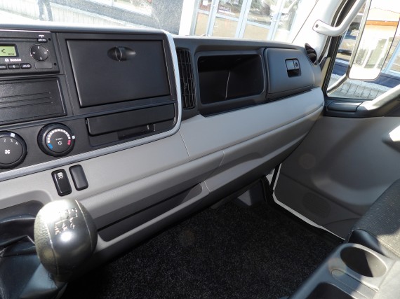 Mitsubishi Canter FUSO 3C15D (foto 25)