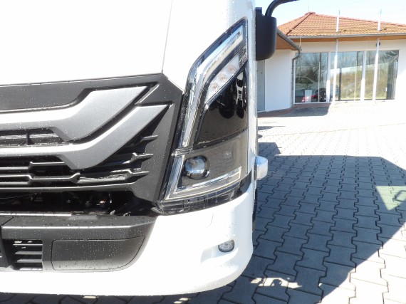 Isuzu M30 5,2L (foto 9)
