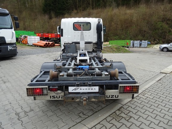 Isuzu P60 3,0L (foto 5)