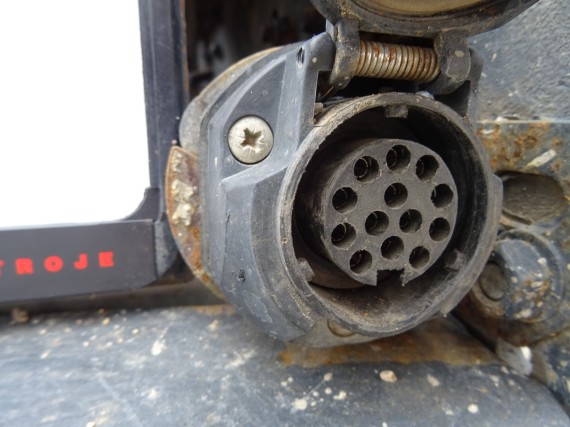 Isuzu P60 3,0L (foto 16)