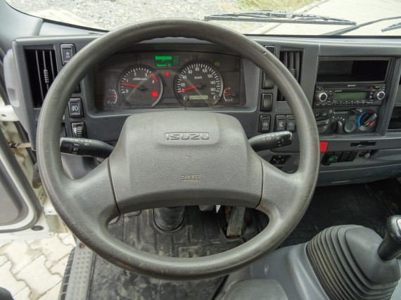 Isuzu P60 3,0L (foto 20)