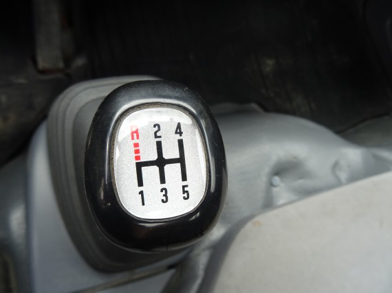 Isuzu P60 3,0L (foto 22)
