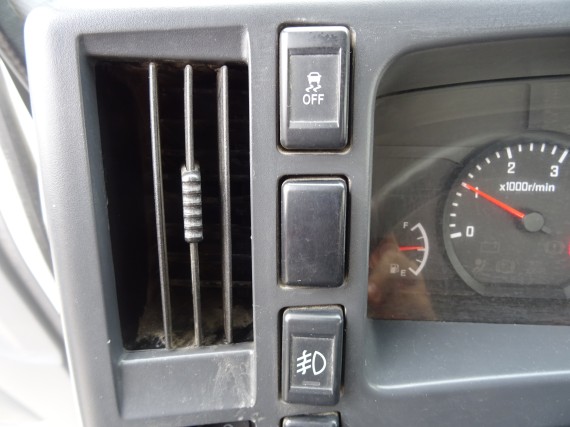 Isuzu P60 3,0L (foto 28)