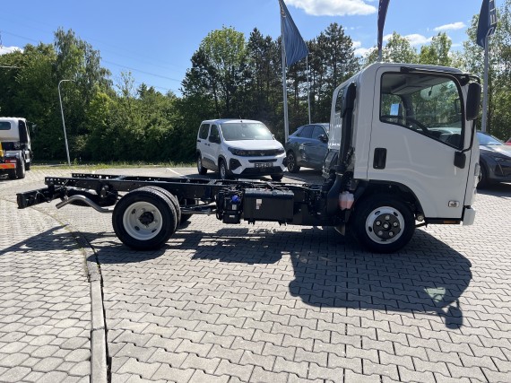 ISUZU M27 (foto 7)