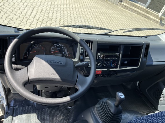 ISUZU M27 (foto 12)