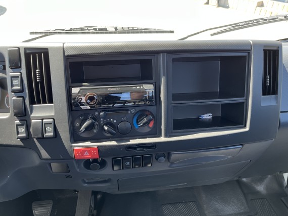 ISUZU M27 (foto 16)