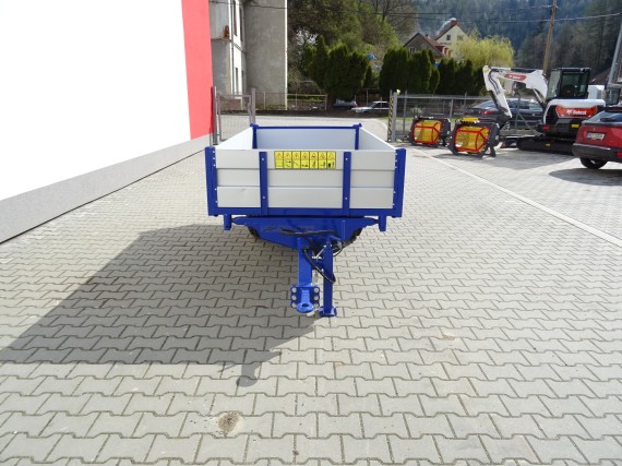 Traktorový přívěs 1070 kg 16