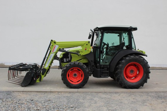 Traktor CLAAS ATOS 220 z boku