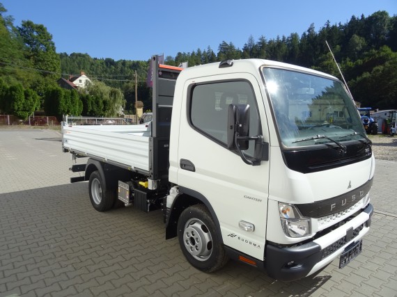 FUSO 3C15 z levého předního boku1