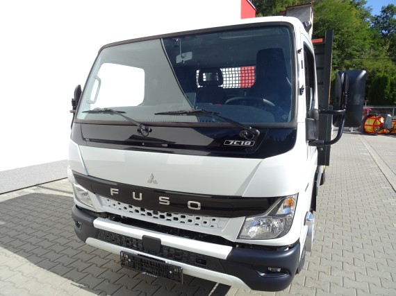 FUSO 7C18 ze předu2