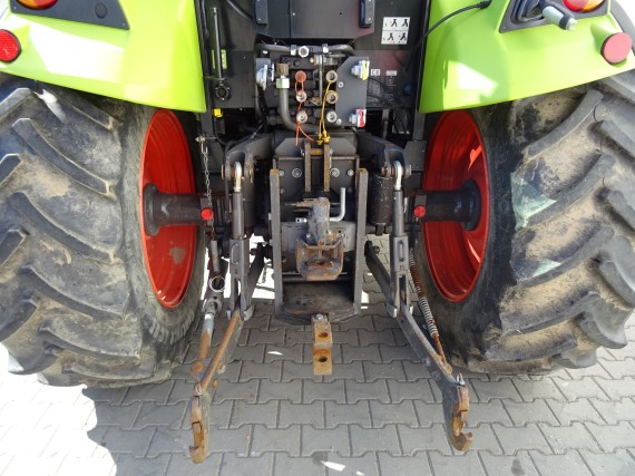 Traktor CLAAS AXOS 310 zadní závěs