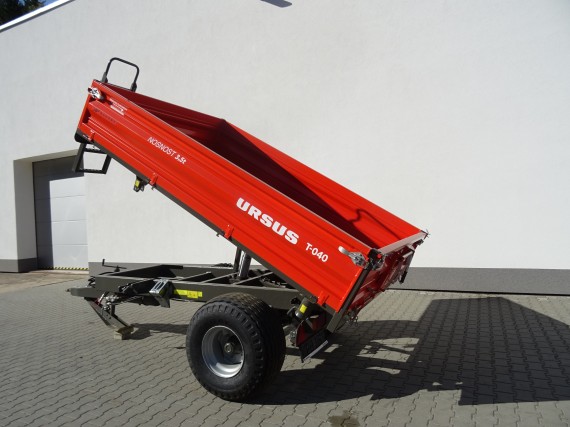 Ursus T-040 43