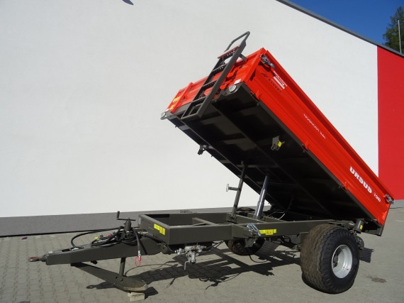 URSUS T-040 60