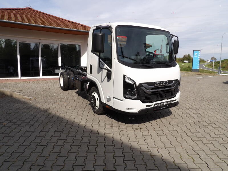Isuzu M27 3.5t 3.0L 150k MAN5
