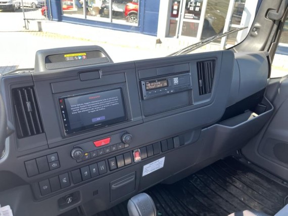Isuzu M30 7,5t 3,0L 150k hák. nosič (foto 18)