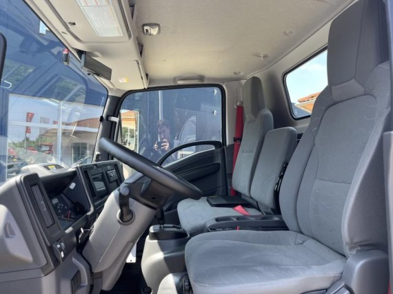 Isuzu M30 7,5t 3,0L 150k hák. nosič (foto 10)
