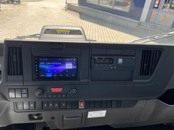 Isuzu M30 7,5t 3,0L 150k hák. nosič (foto 18)