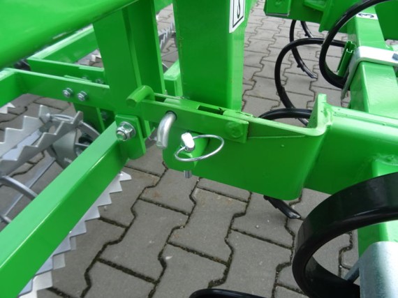 Ostatní Ostatní Pružinový kultivátor (foto 12)