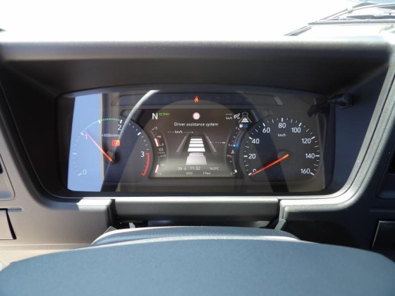 Isuzu F14 5.2L, 240k, AUT6, Hákový nosič (foto 24)