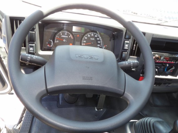 Isuzu M27 3,0L 150k MAN5 3s sklápěč (foto 27)