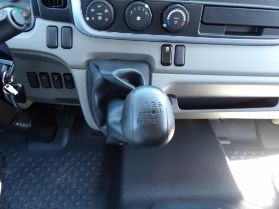Mitsubishi Canter FUSO 3C15D 6míst valník (foto 42)