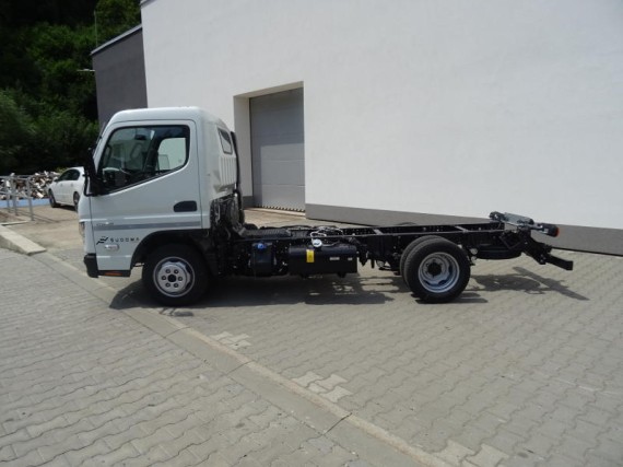 Mitsubishi Canter Fuso 3S15, 3.0L 150 K (foto 2)