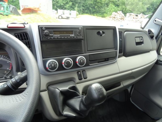 Mitsubishi Canter Fuso 3S15, 3.0L 150 K (foto 13)