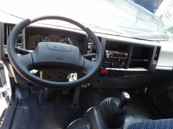 Isuzu M27 3,0L 150k MAN5 (foto 47)