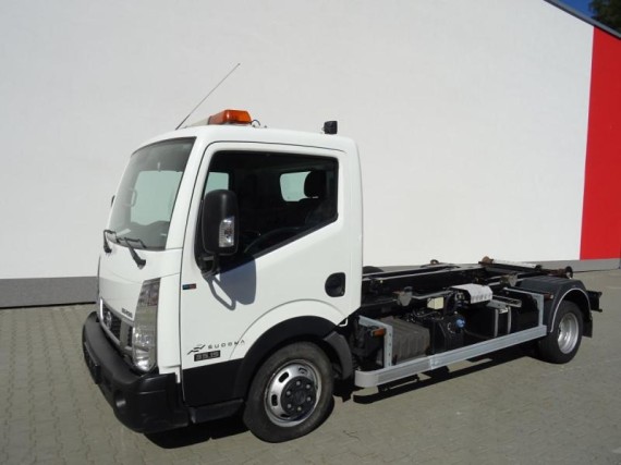 Nissan NT400 35.15 Hákový nosič kontejnerů (foto 1)