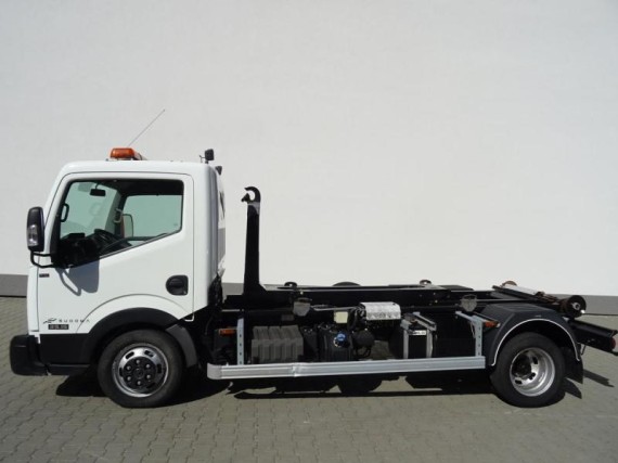 Nissan NT400 35.15 Hákový nosič kontejnerů (foto 2)