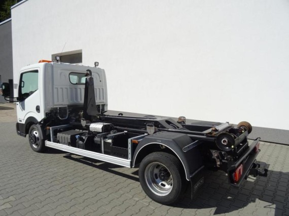 Nissan NT400 35.15 Hákový nosič kontejnerů (foto 3)