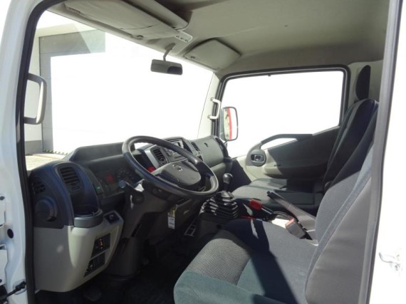 Nissan NT400 35.15 Hákový nosič kontejnerů (foto 9)
