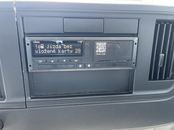 Isuzu M30 7,5t 3,0L 150k hák. nosič (foto 35)