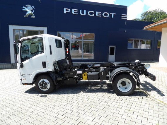 Isuzu M27 3,0L, hákový nosič kontejnerů (foto 3)