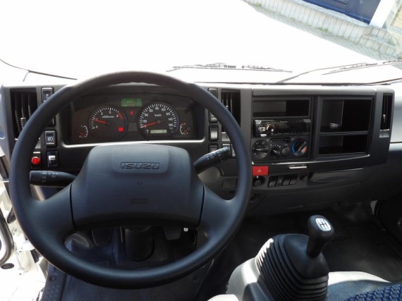 Isuzu M27 3,0L, hákový nosič kontejnerů (foto 16)
