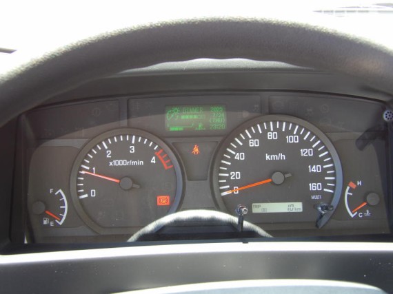 Isuzu M27 3,0L, hákový nosič kontejnerů (foto 22)