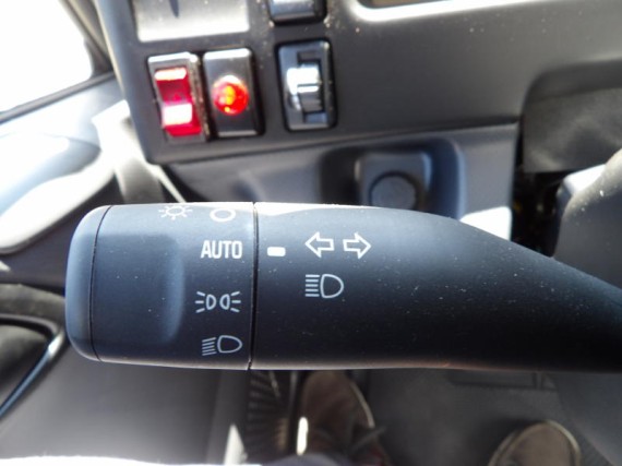 Isuzu M27 3,0L, hákový nosič kontejnerů (foto 23)
