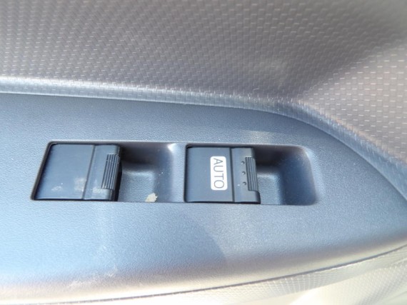 Isuzu M27 3,0L, hákový nosič kontejnerů (foto 26)