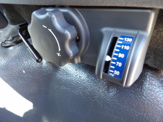 Isuzu M27 3,0L, hákový nosič kontejnerů (foto 28)