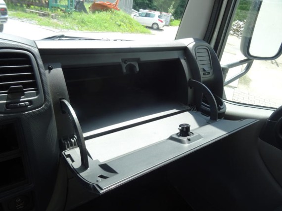 Nissan NT400 35.15 Hákový nosič kontejnerů (foto 37)
