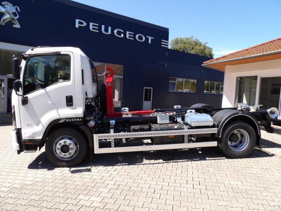 Isuzu F14 5.2L, 240k, AUT6, Hákový nosič (foto 4)