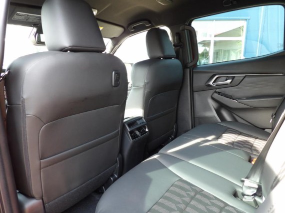 Isuzu D-Max Double Cab 4x4 V-CROSS (foto 13)