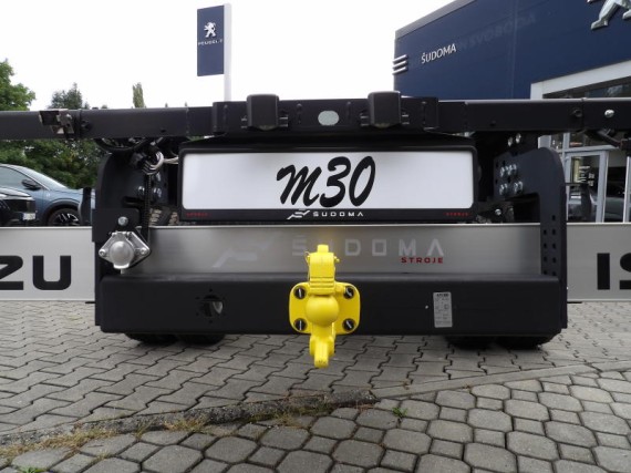 Isuzu M30 7,5t 3,0L 150k A/T hák. nosič (foto 36)